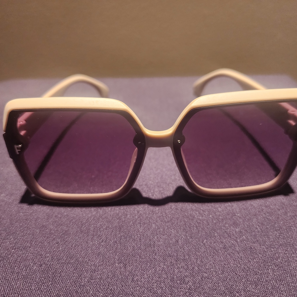 Stylish Cream Sunglasses